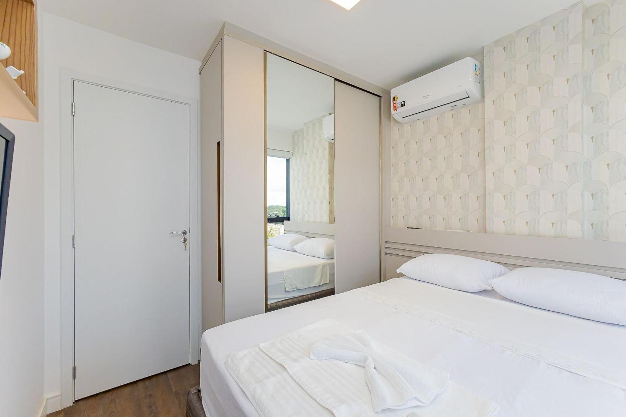 Easy Life Campos Sales - Apartamento Curitiba