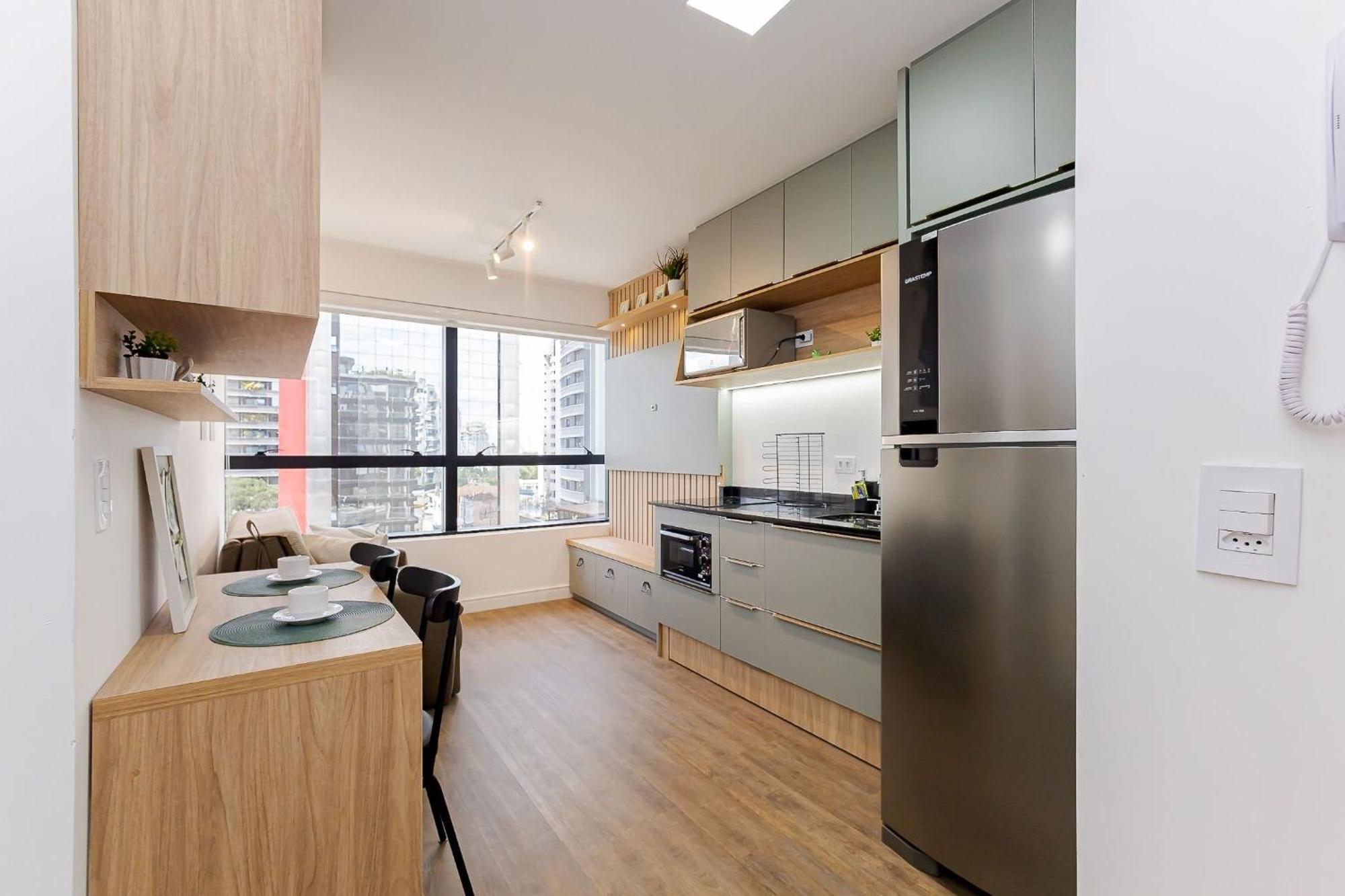 Easy Life Campos Sales -