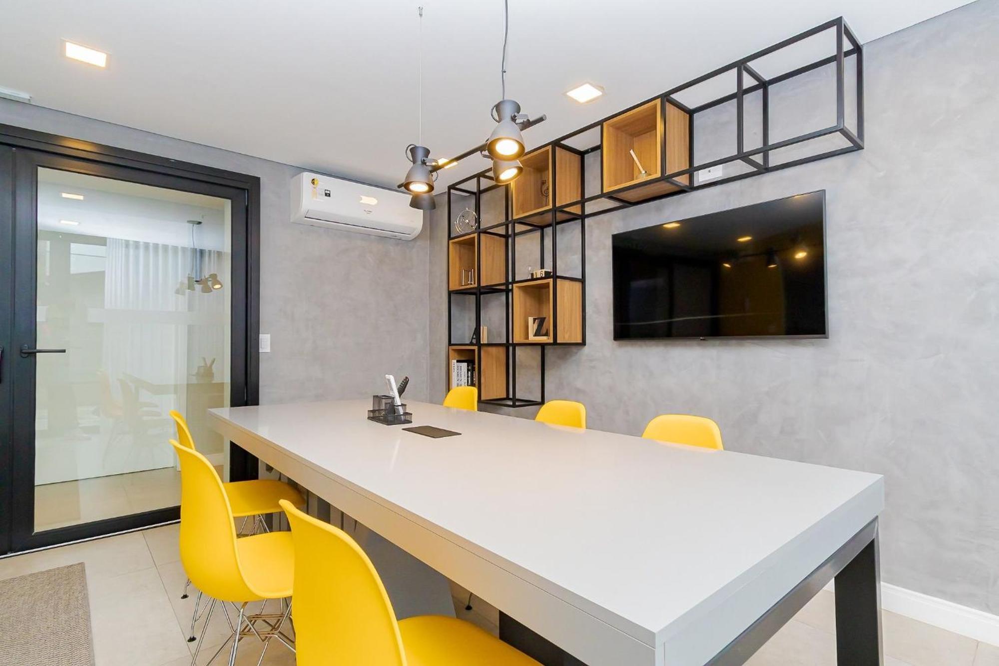 Easy Life Campos Sales - Apartamento Curitiba